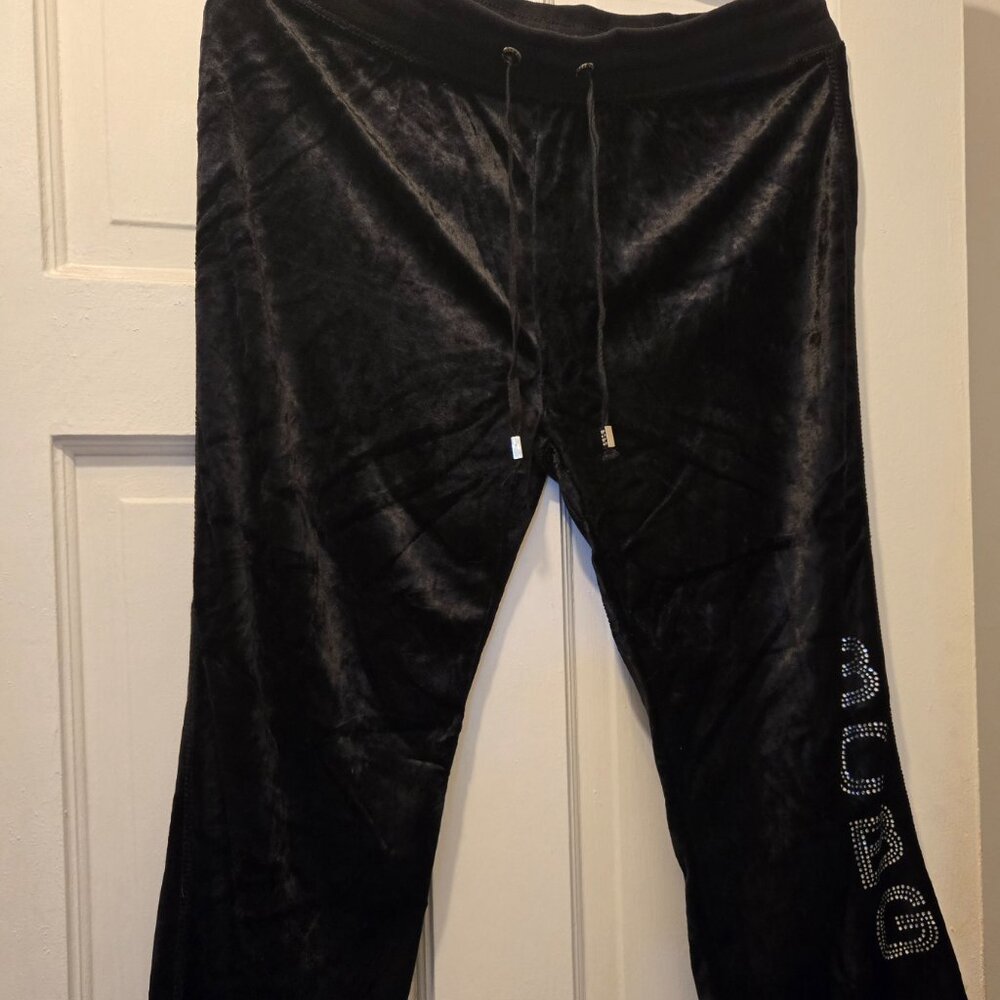 NWT BCBG MAXAZRIA Black Velour Zip-Up Hoodie & Capris Set Women's Size XLARGE - Picture 5 of 9